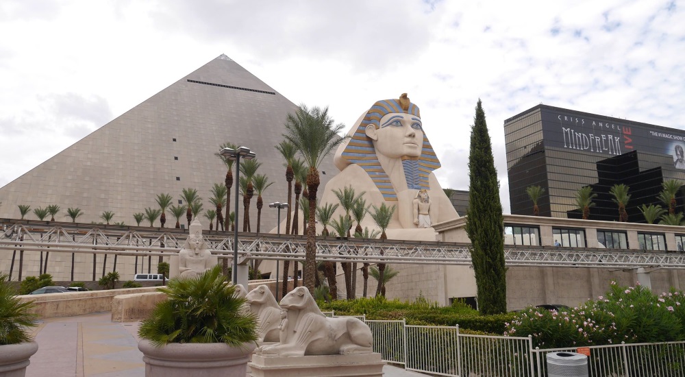 Luxor hotel v2 Luxor hotel v2