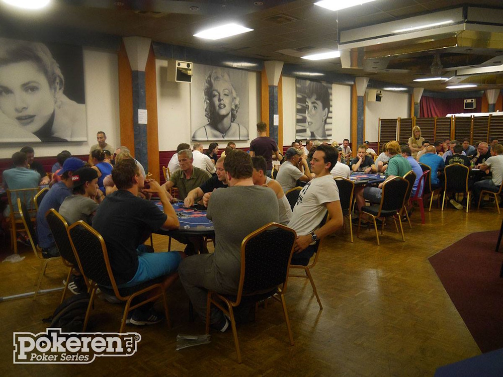 Zaalfoto Bowling Partycentrum Maaspoort 2016 Poker Series Den Bosch