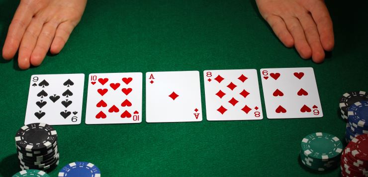 kaarten op tafel
