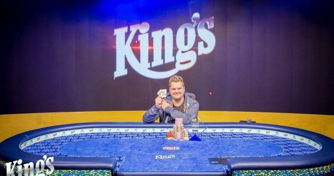 winnaar main event 678x357