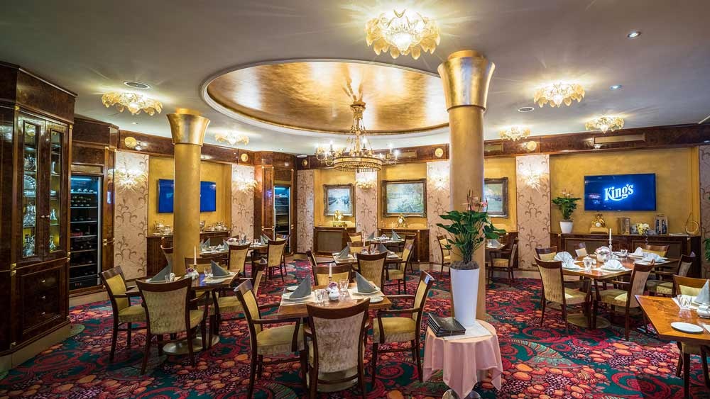 restaurant restaurant
